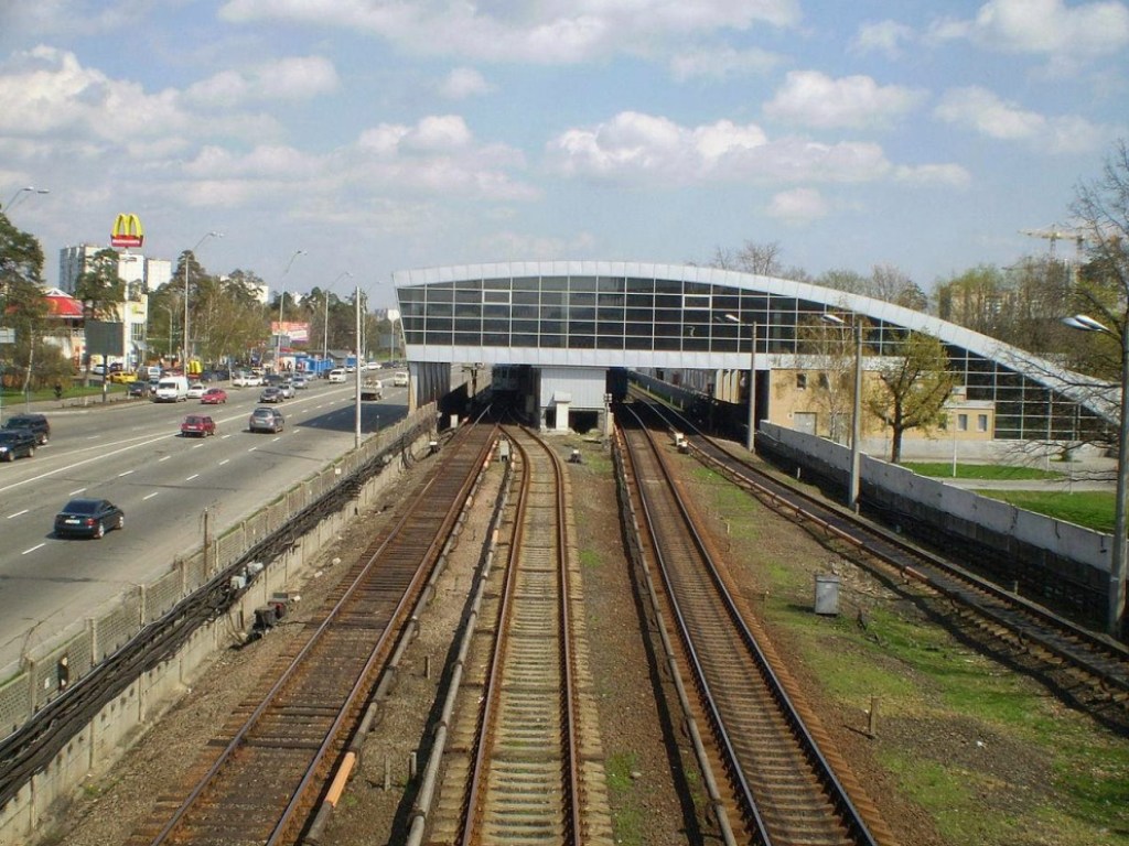 Метро киев сегодня фото