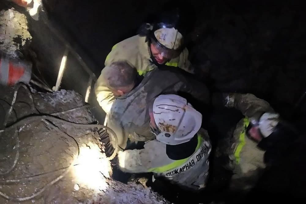 Нашли ли шахтеров под завалами