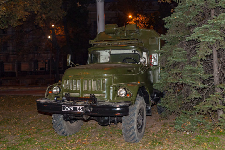 В центре Днепра появилась военная техника, фото-8