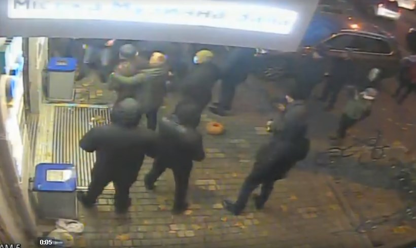 В Одессе неизвестные в масках напали на Гриценко с однопартийцами: есть пострадавшие, фото-9