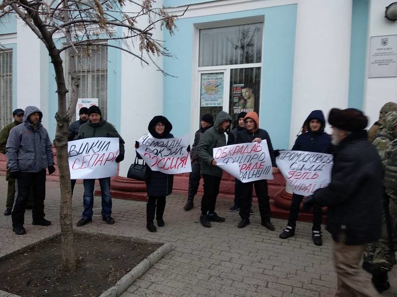 В Бердянске активисты облили зеленкой Александра Вилкула, фото-2